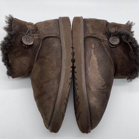 UGG Mini Bailey Button Ankle Boots Booties Chocolate Brown Size 4 - Picture 5 of 12